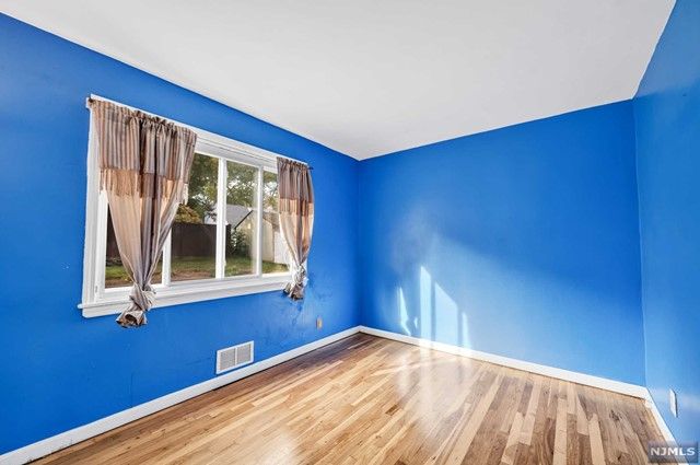 704 Grant Terrace, Teaneck, NJ 07666