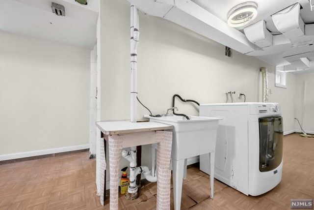 704 Grant Terrace, Teaneck, NJ 07666