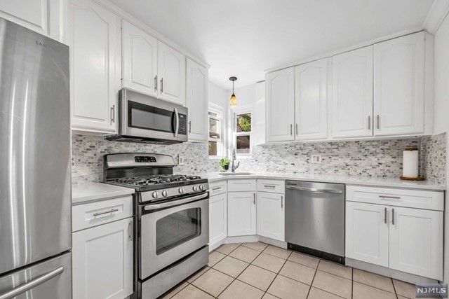 704 Grant Terrace, Teaneck, NJ 07666