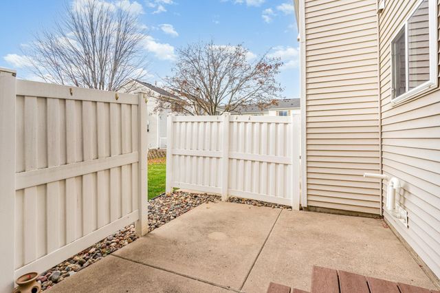 15537 Foghorn Lane 45, Apple Valley, MN 55124