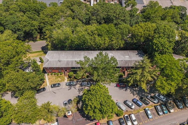 55 Fieldstone Drive 55, Hartsdale, NY 10530