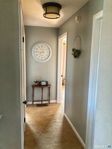 9 Belleau Avenue, Norwich, CT 06360