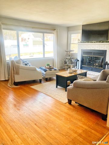 9 Belleau Avenue, Norwich, CT 06360