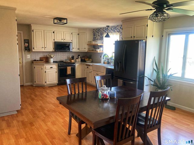 9 Belleau Avenue, Norwich, CT 06360