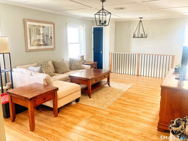 9 Belleau Avenue, Norwich, CT 06360