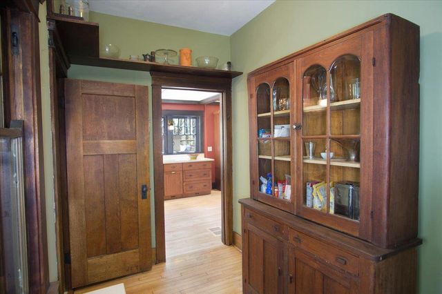 1811 Vilas Avenue, Madison, WI 53711