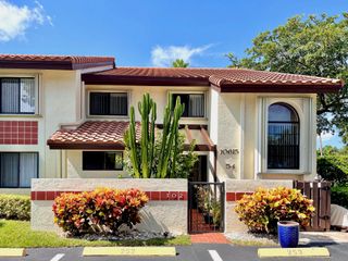 10615 Ocean Palm Way 102, Boynton Beach, FL 33437