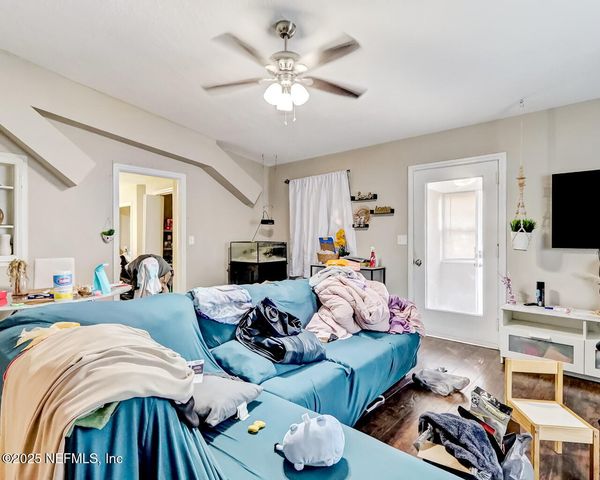 3737 PEACH Drive, Jacksonville, FL 32246