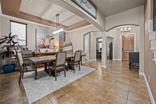 12411 Emerald Lane, Mont Belvieu, TX 77535