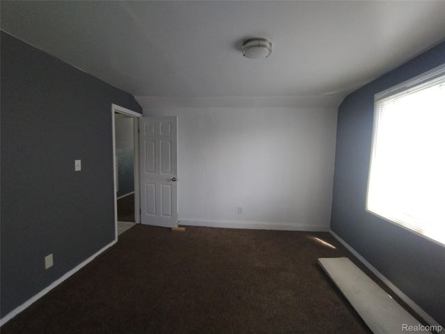 18633 Goulburn Street, Detroit, MI 48205