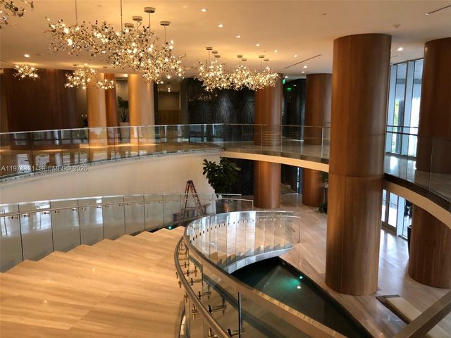 488 NE 18th St 2302, Miami, FL 33132