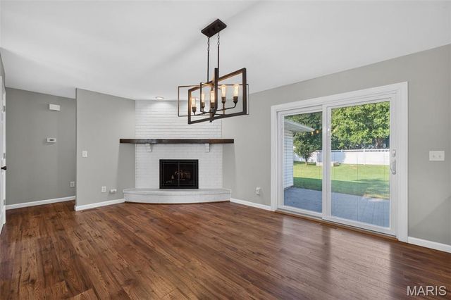 2815 Birch Tree Drive, St Charles, MO 63301