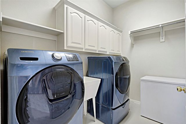 2505 Sir Tristram, Lewisville, TX 75056