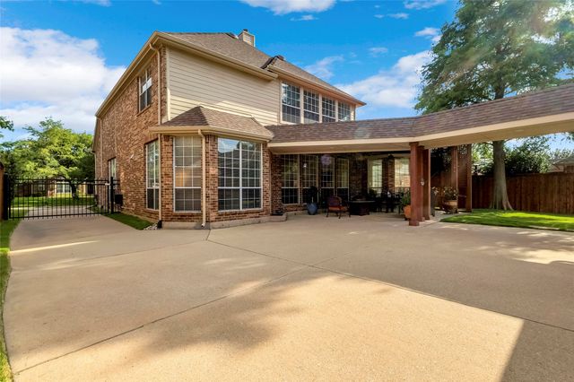 2505 Sir Tristram, Lewisville, TX 75056