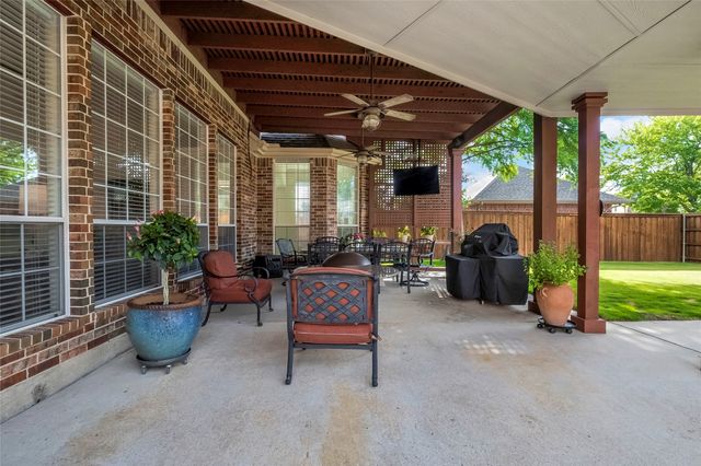 2505 Sir Tristram, Lewisville, TX 75056