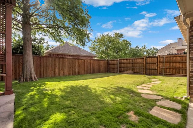 2505 Sir Tristram, Lewisville, TX 75056