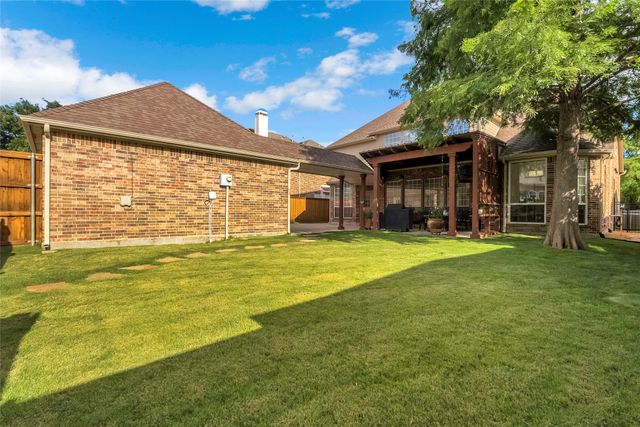 2505 Sir Tristram, Lewisville, TX 75056