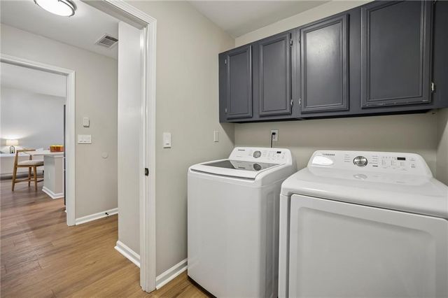 5570 Ashwind Trace, Johns Creek, GA 30005
