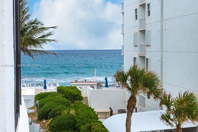 3590 S Ocean Boulevard 410, South Palm Beach, FL 33480