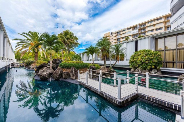 3590 S Ocean Boulevard 410, South Palm Beach, FL 33480