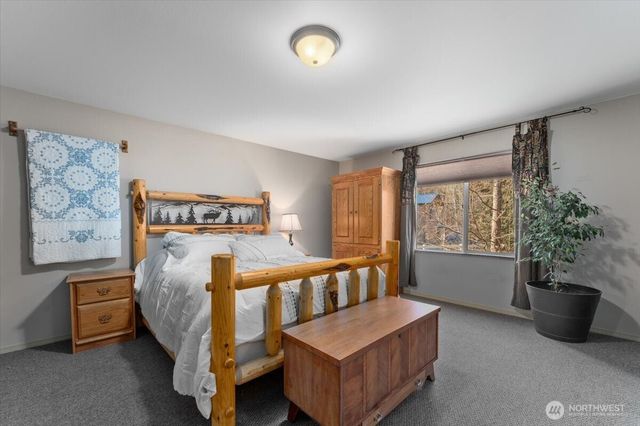 12821 Entiat River Road, Entiat, WA 98822