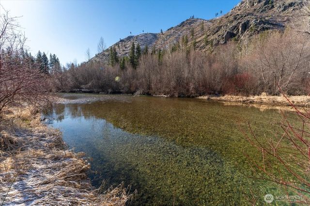 12821 Entiat River Road, Entiat, WA 98822