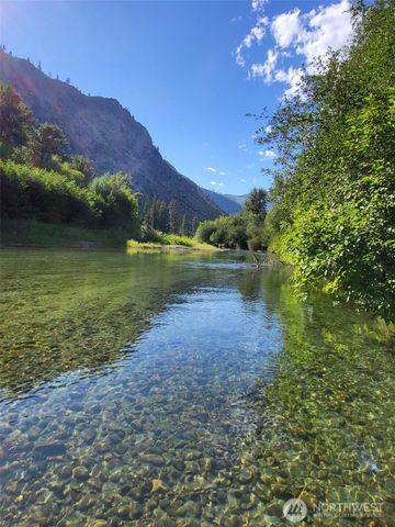12821 Entiat River Road, Entiat, WA 98822