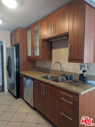 5412 Lindley Avenue 218, Encino (los Angeles), CA 91316