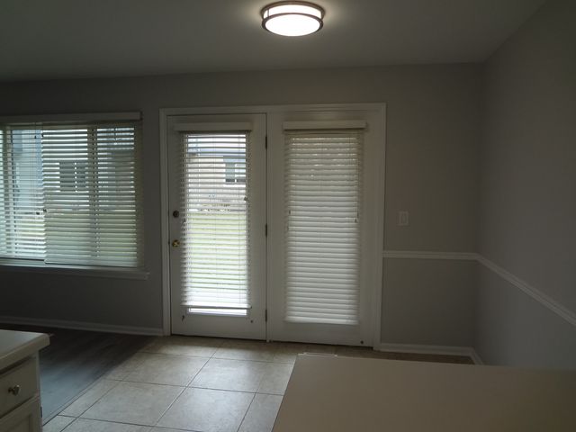 220 Brett Circle B, Wauconda, IL 60084