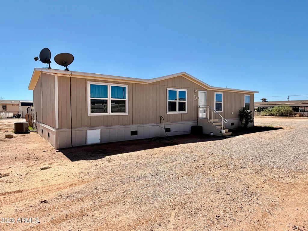 28905 N PALOS Drive, Florence, AZ 85132 — exterior