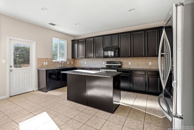 2547 Gate Dancer, San Antonio, TX 78245