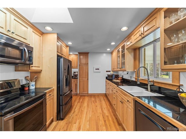 24 Rangeview Dr, Wheat Ridge, CO 80215