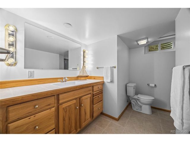 24 Rangeview Dr, Wheat Ridge, CO 80215