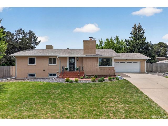24 Rangeview Dr, Wheat Ridge, CO 80215