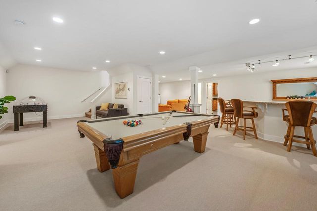 1530 Prestwick PLACE, Lake Geneva, WI 53147