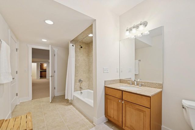 1530 Prestwick PLACE, Lake Geneva, WI 53147