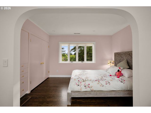 4422 Sw FAIRVIEW Blvd, Portland, OR 97221