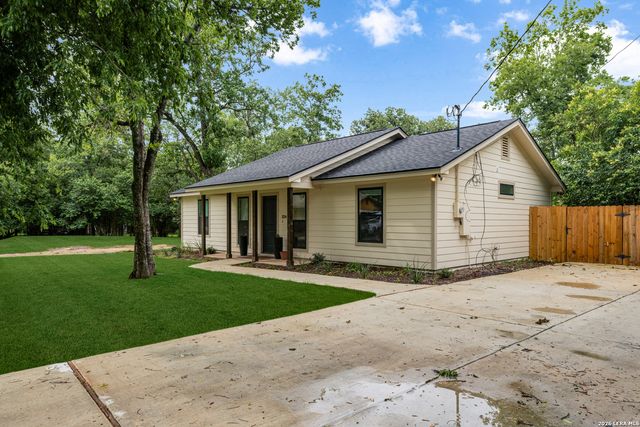 324 Ebner, Boerne, TX 78006