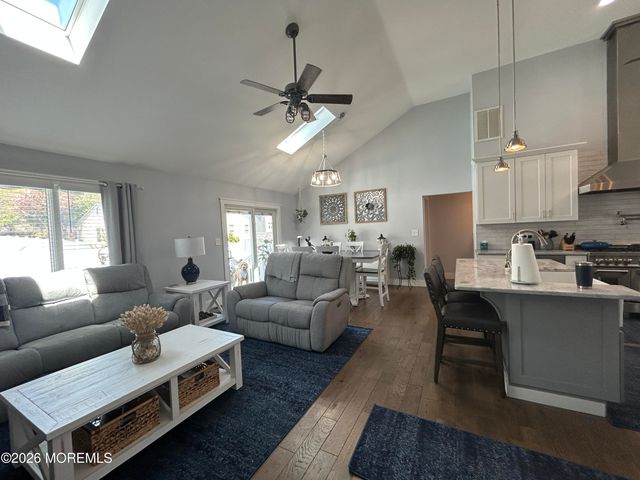 128 Gangway Lane, Manahawkin, NJ 08050