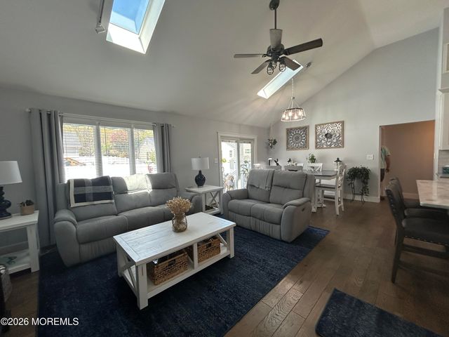 128 Gangway Lane, Manahawkin, NJ 08050