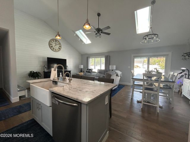 128 Gangway Lane, Manahawkin, NJ 08050