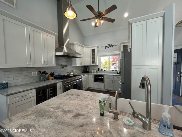 128 Gangway Lane, Manahawkin, NJ 08050