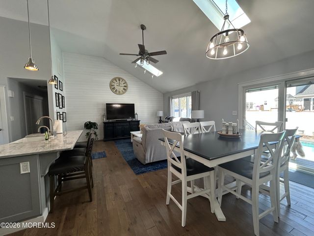 128 Gangway Lane, Manahawkin, NJ 08050