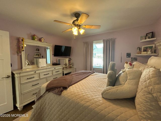 128 Gangway Lane, Manahawkin, NJ 08050