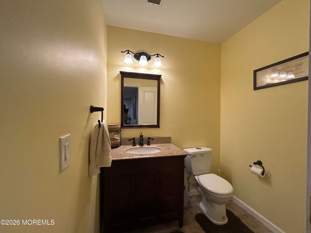 128 Gangway Lane, Manahawkin, NJ 08050