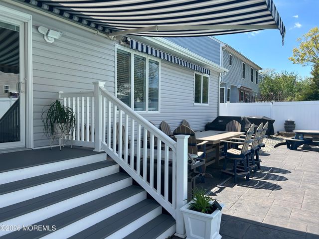 128 Gangway Lane, Manahawkin, NJ 08050