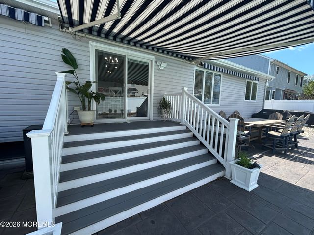 128 Gangway Lane, Manahawkin, NJ 08050