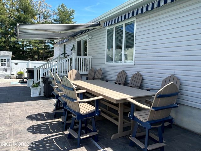 128 Gangway Lane, Manahawkin, NJ 08050
