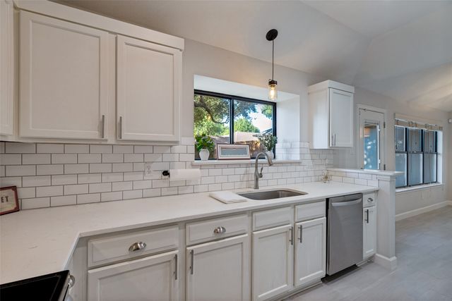 1551 Edelweiss Drive, Allen, TX 75002