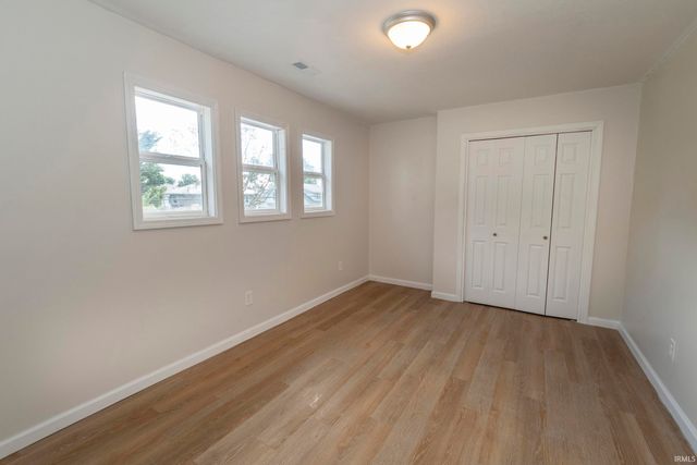 111 Campbell Street, Mishawaka, IN 46544